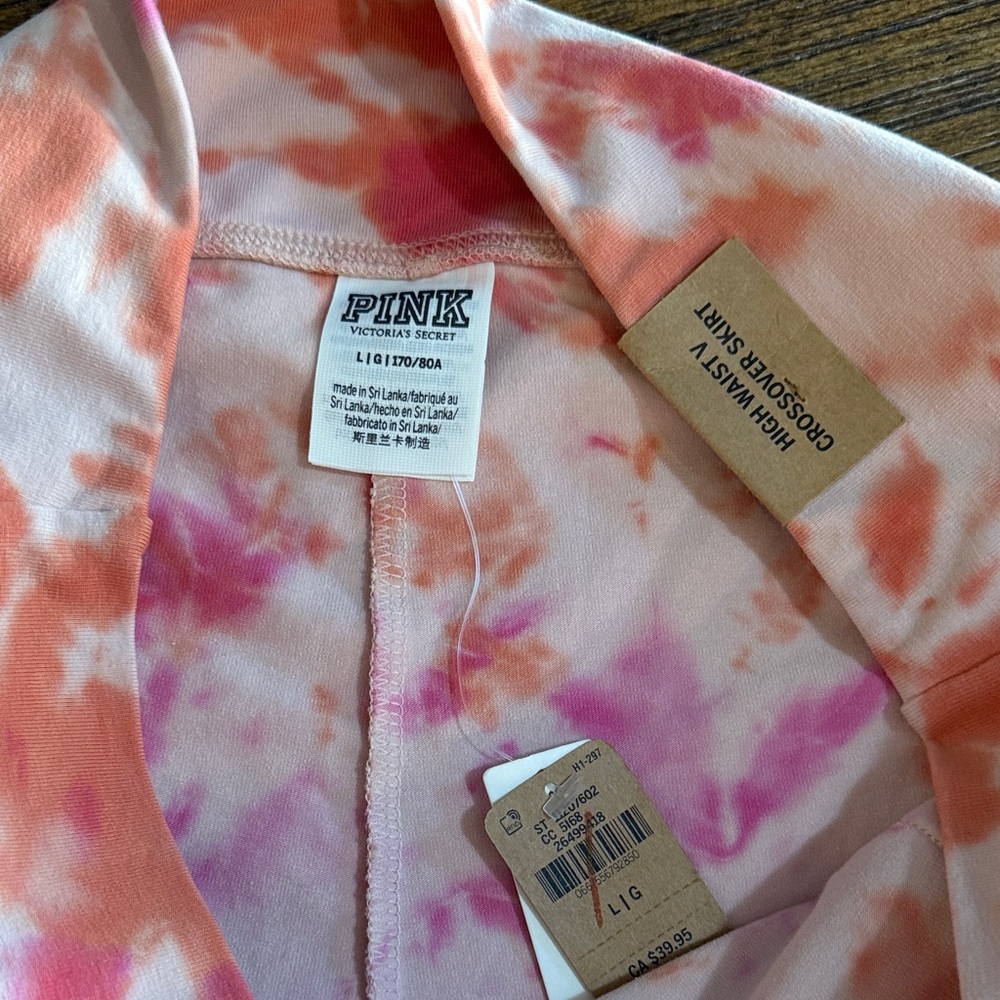 PINK Victoria's Secret Pink and Orange Tie-Dye Skort. High waist V crossover - Picture 8 of 11